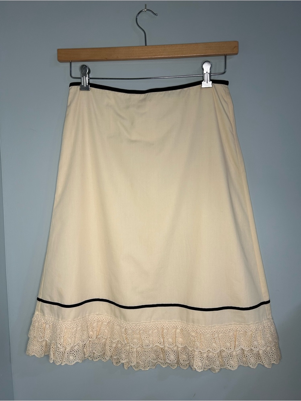 J. Crew Cream Midi Cotton Skirt Lace Ruffle and Velvet Trim Details 2006 Size 2 - Picture 2 of 13